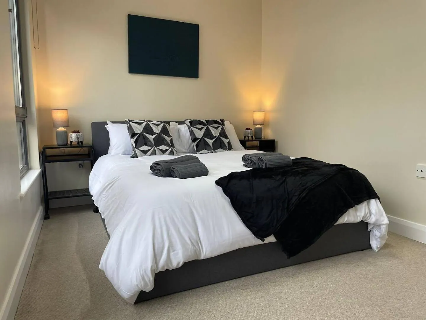דירה בלפסט Stylish 2Br Apt City Views Walk To Centre